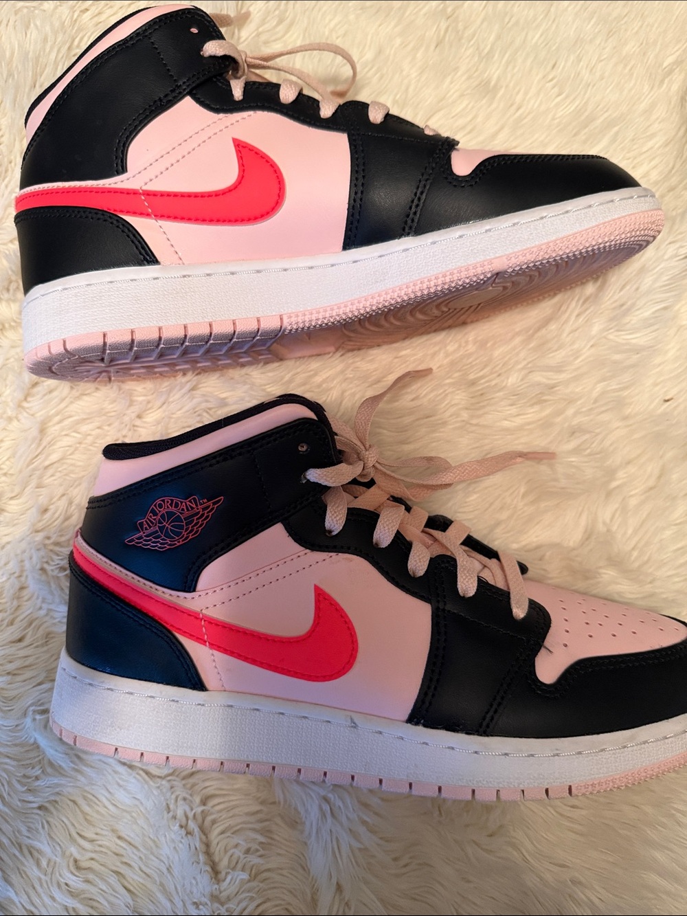 Nike Kids High-Top Sneakers in Pink and Black